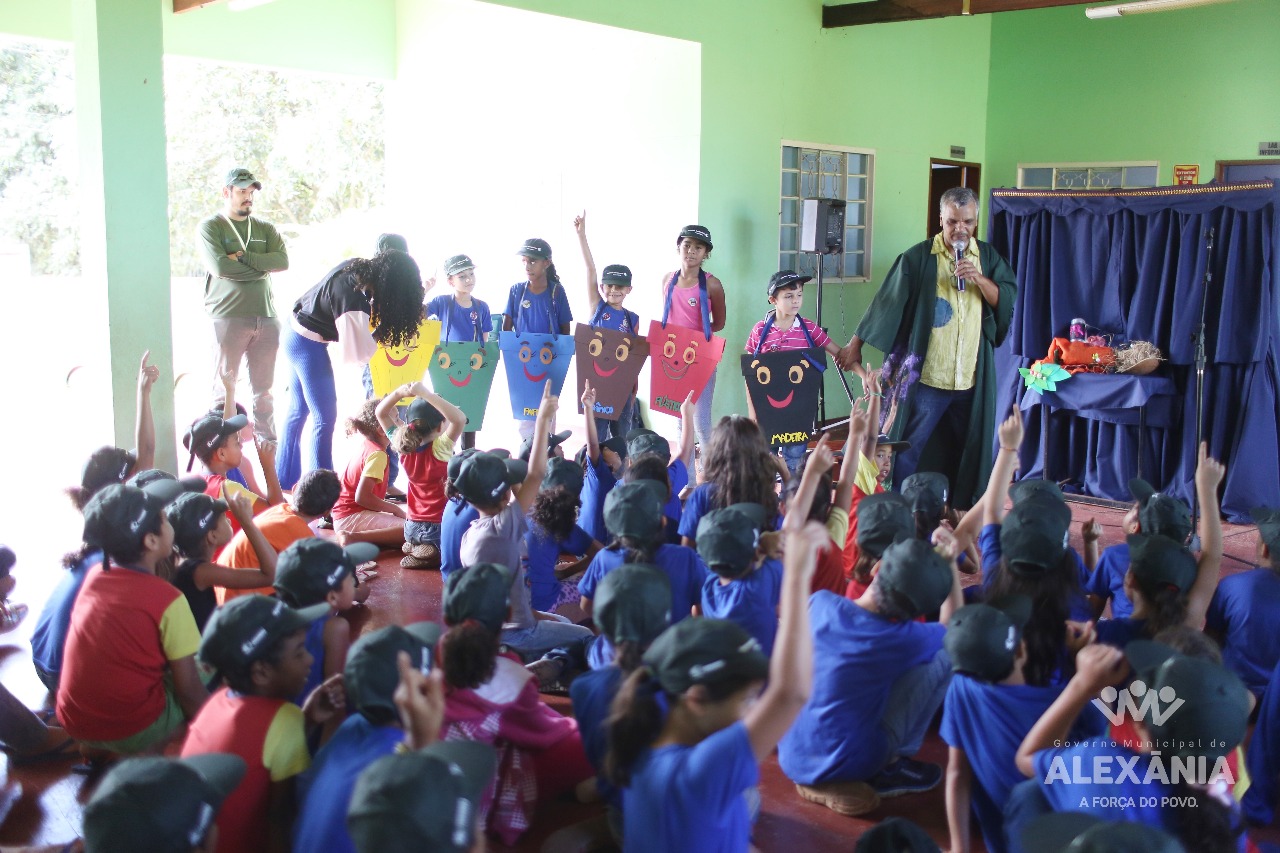 Corumbá IV realiza projeto em escola municipal
