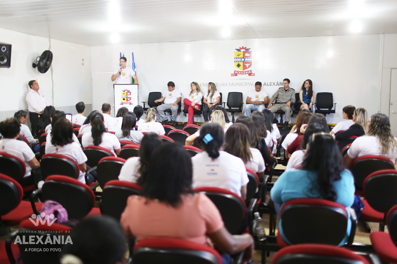 Assistência Social realiza palestra sobre abuso sexual contra crianças e adolescentes