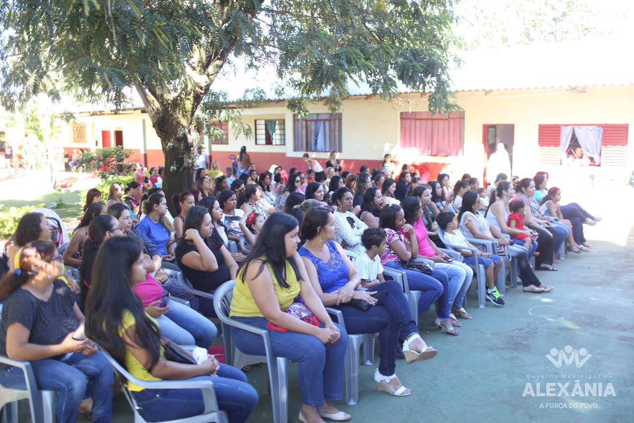 Dia das Mães na Creche Casulo Bem Me Quer