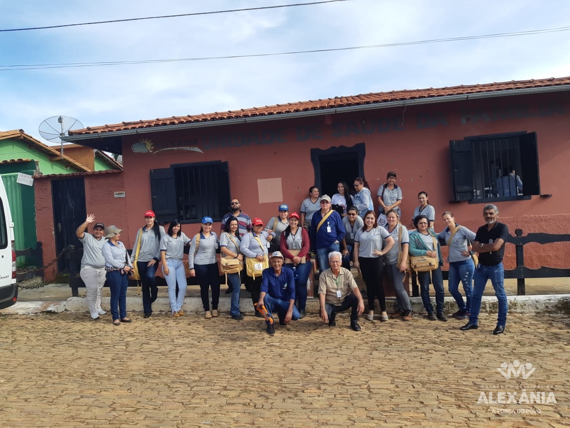 Equipe da Saúde realiza manejo em Olhos d'Água