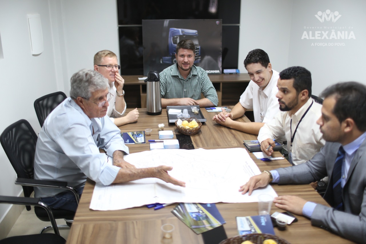 Governo visita o DIAL e discute infraestrutura